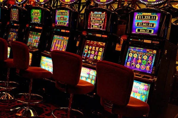 Free Play bonus spins on Fortune Tiger and Aviator slots